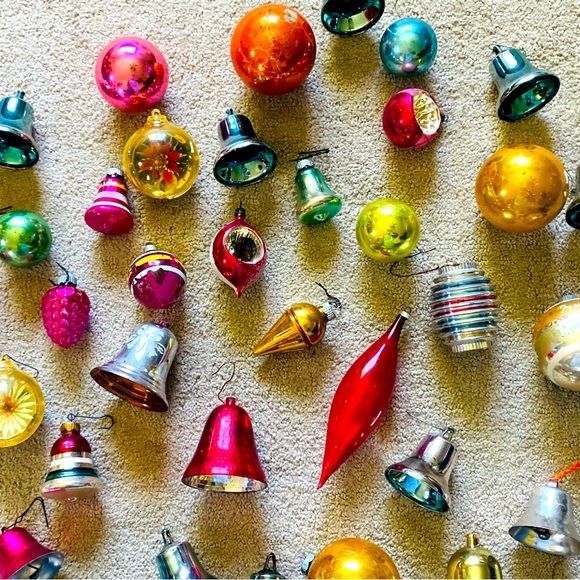 Vintage bundle of Shiny Bright mix Christmas Ornaments - Picture 1 of 16